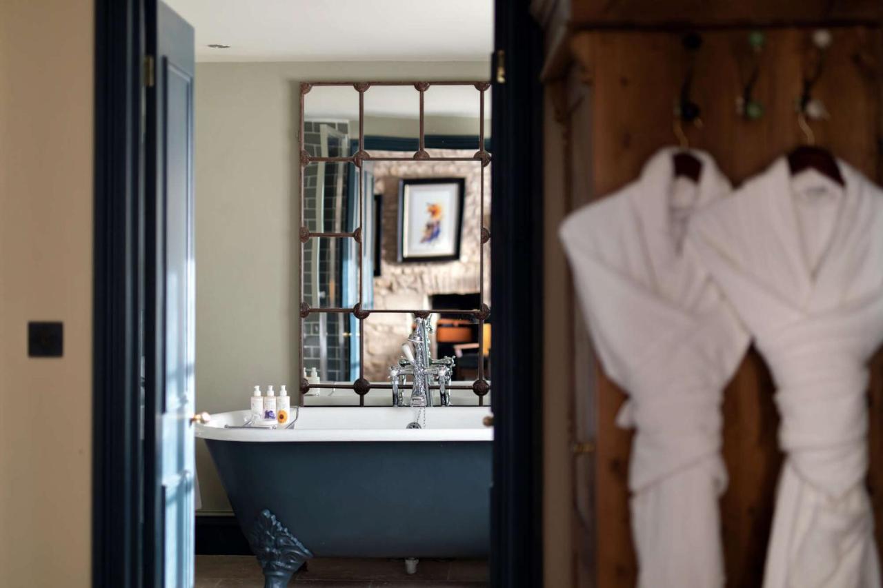 The Wheatsheaf Inn Bourton-on-the-Water Екстериор снимка