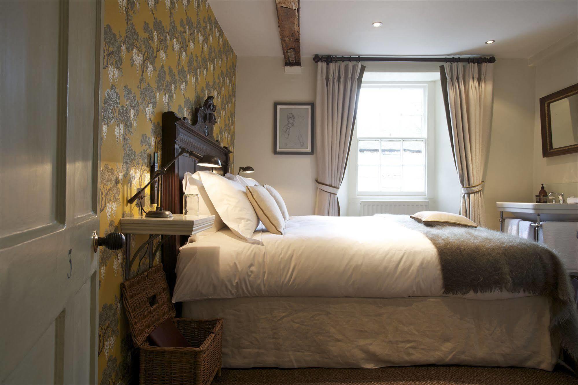 The Wheatsheaf Inn Bourton-on-the-Water Екстериор снимка