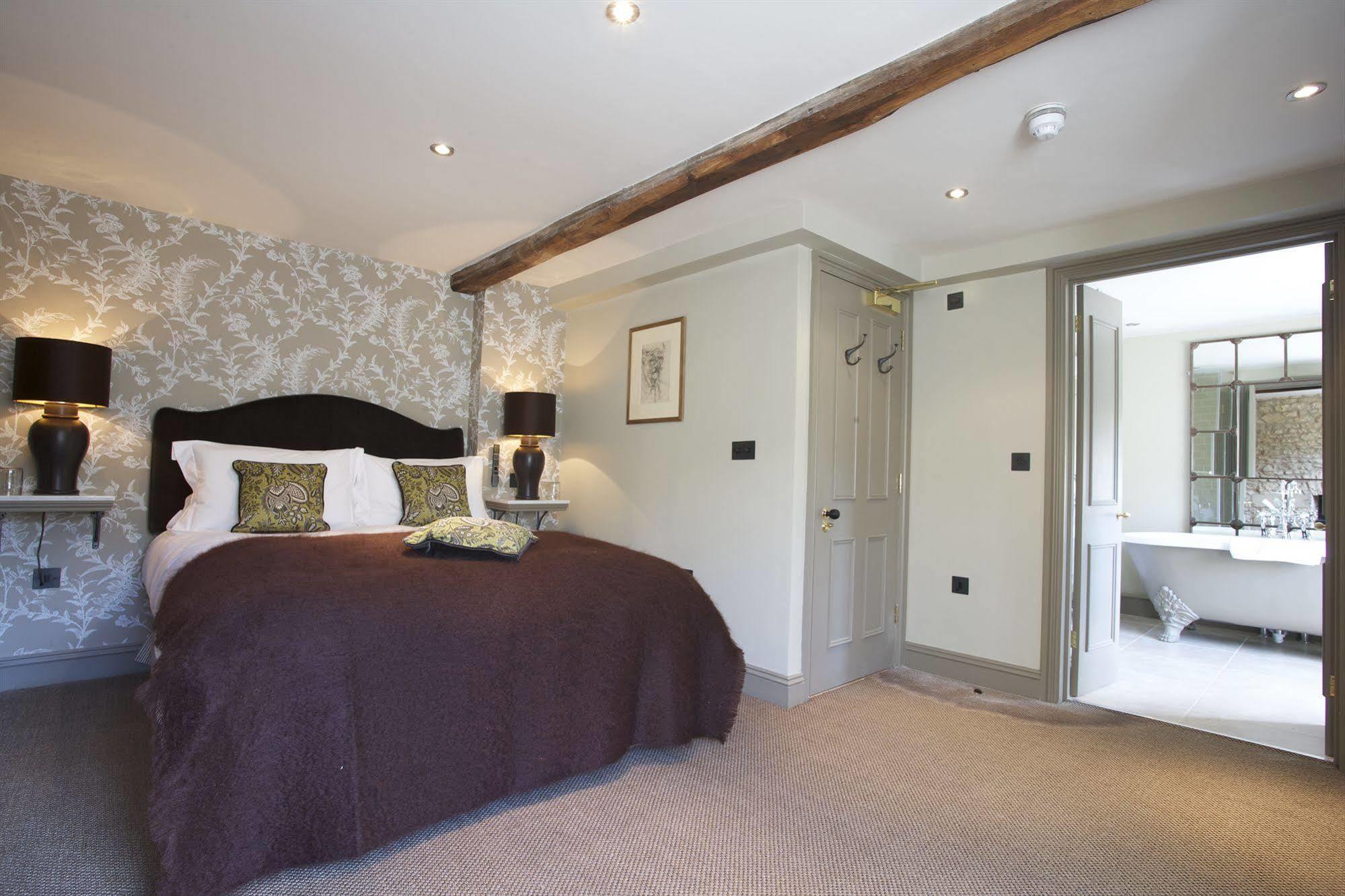 The Wheatsheaf Inn Bourton-on-the-Water Екстериор снимка